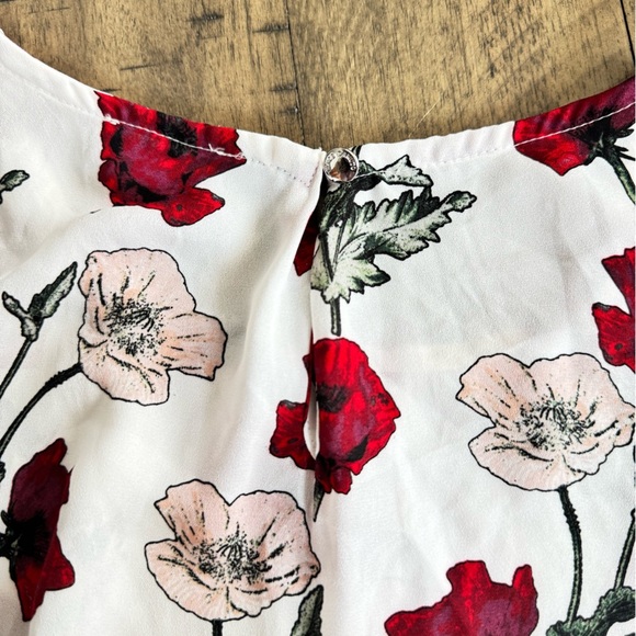 Vince Camuto Floral Ruffled Bell Sleeve Blouse - Picture 6 of 8